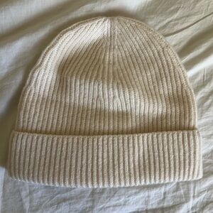 Everlane Ivory Cashmere Ribbed Beanie